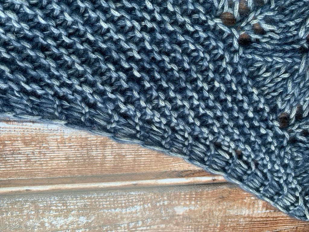 Barróg Shawl Pattern