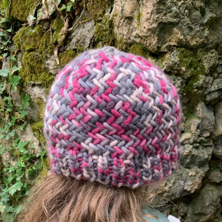 Caiseal Hat Pattern